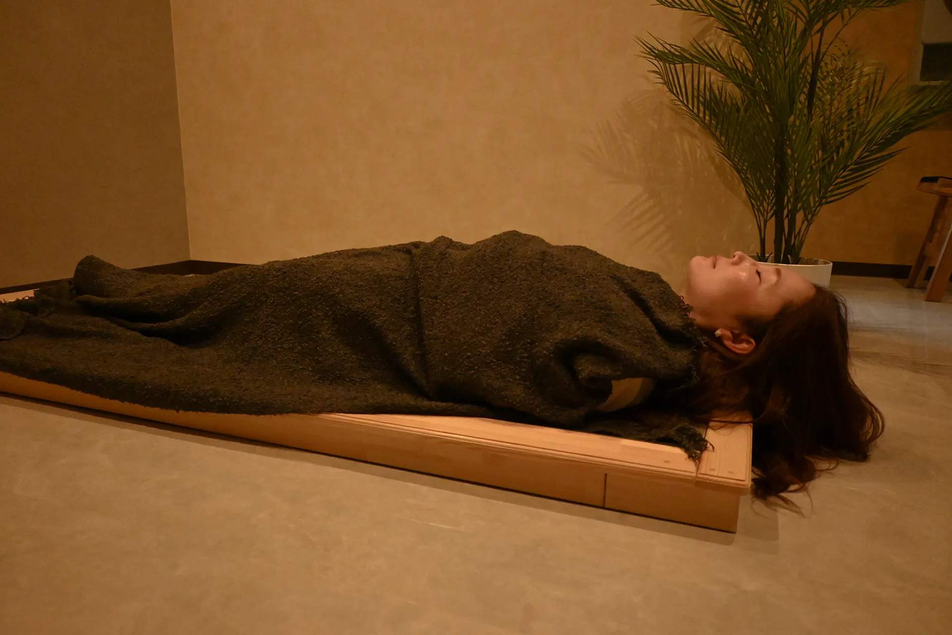 寝転ぶだけで、カラダが整う眠れる岩盤浴